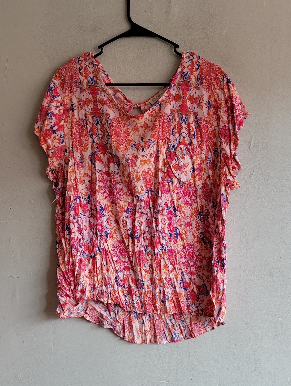 Women's 3X 2X pink floral flutter sleeve short sleeve summer shirt